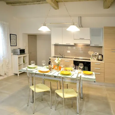 Ferienwohnung Ognissanti 67 Florenz Exterior foto